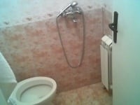 Beli Izvor Gorski dom - kupaonica